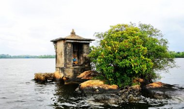 Satha Paha Island
