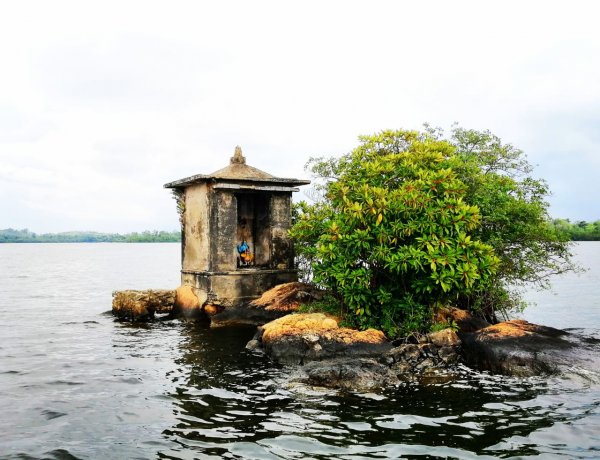 Satha Paha Island